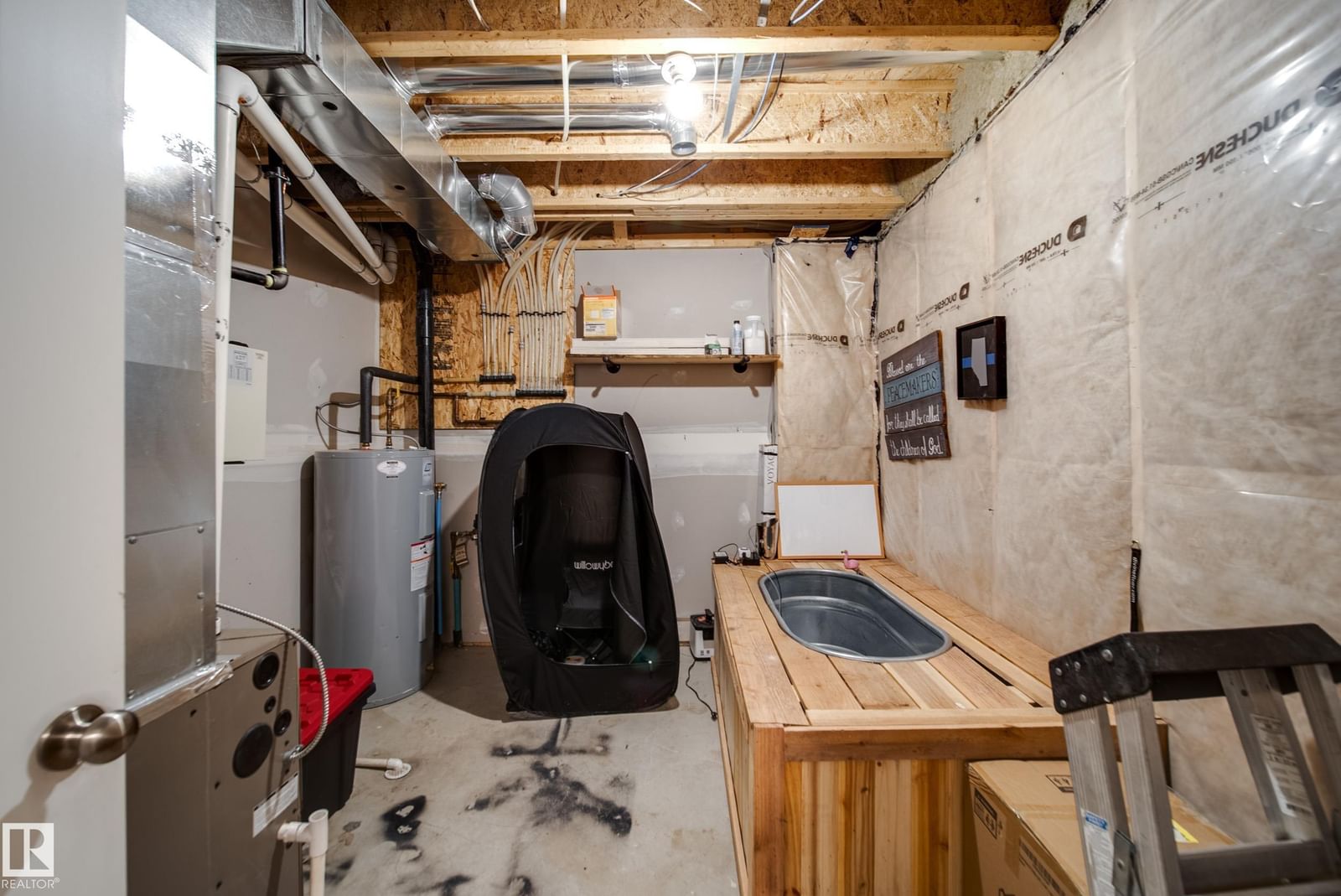 Listing Image 33