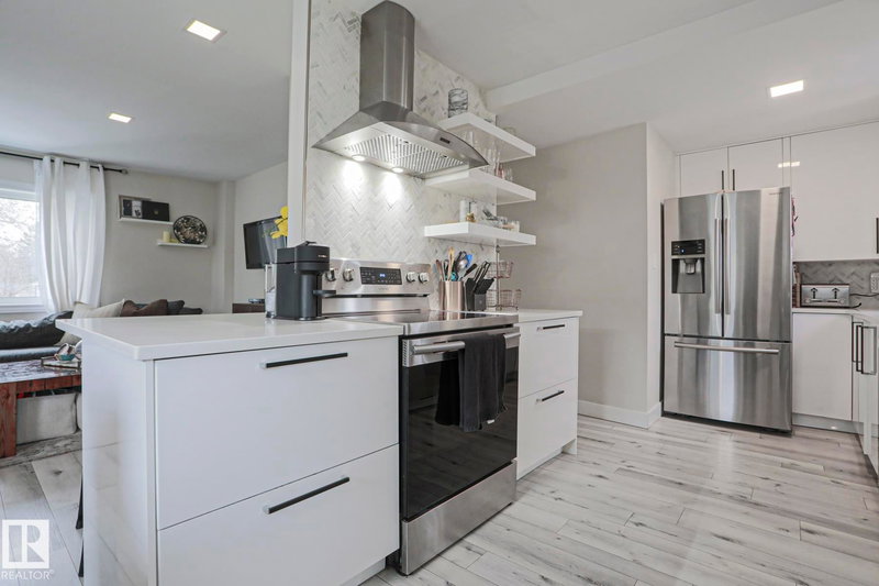 9319 92 Street, Edmonton, Alberta