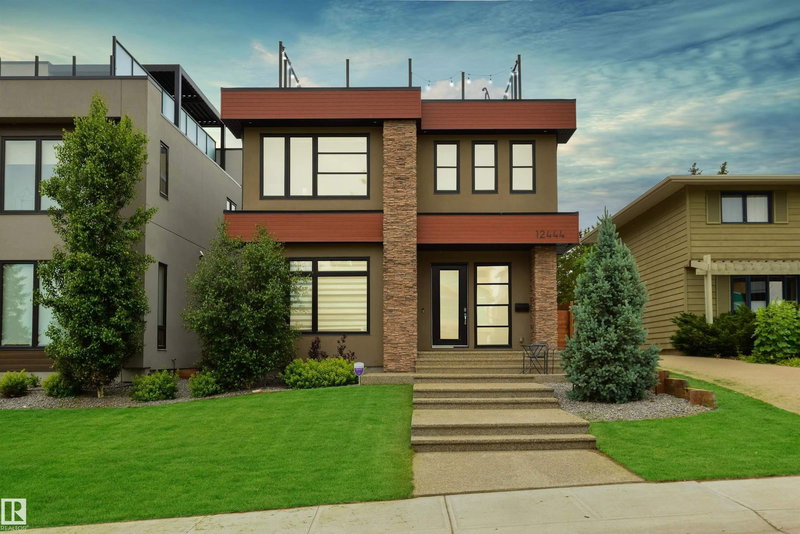 12444 Lansdowne Drive, Edmonton, Alberta