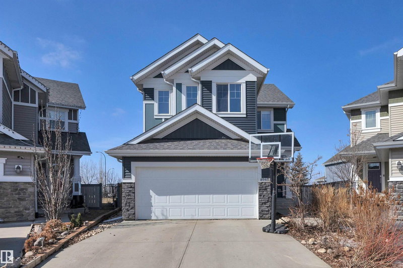 8945 24 Avenue, Edmonton, Alberta