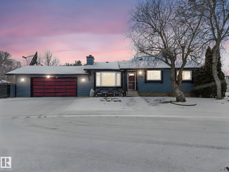 17204 98 Street, Edmonton, Alberta