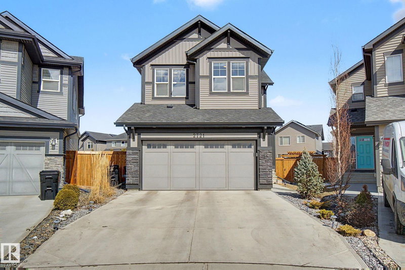 2721 Donaghey Crescent, Edmonton, Alberta