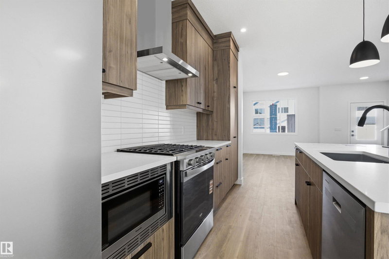 1227 Cristall Way, Edmonton, Alberta