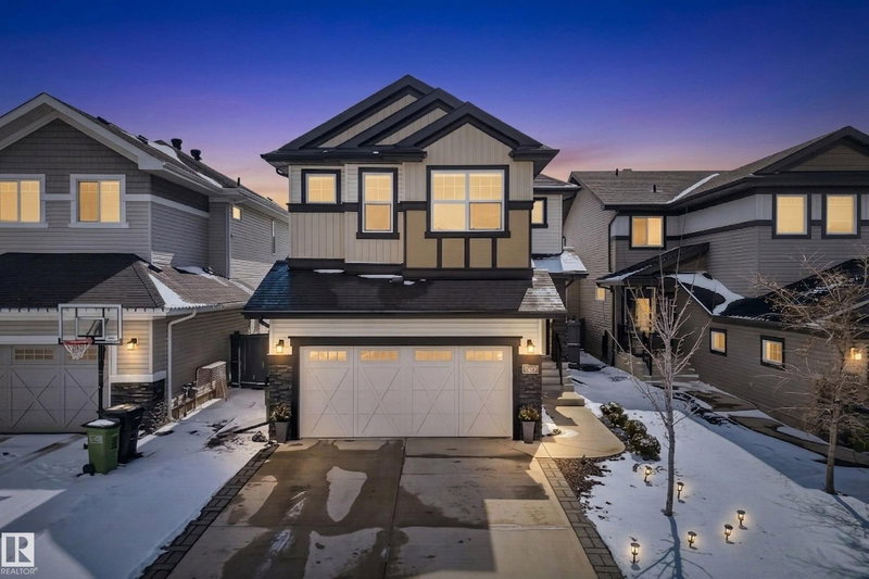 7907 Getty Place, Edmonton, Alberta