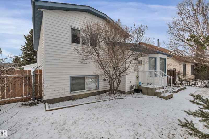 3843 26 Avenue, Edmonton, Alberta