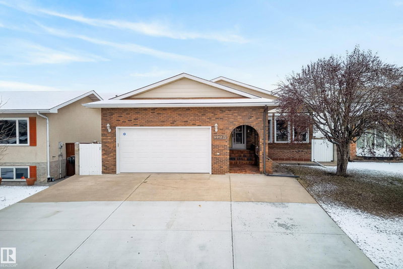 9912 162 Avenue, Edmonton, Alberta