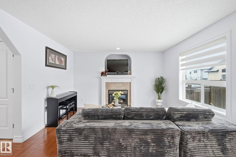 3016 24 Ave, Edmonton, Alberta