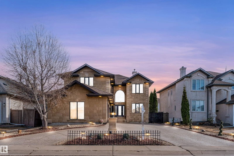 8715 160a Avenue, Edmonton, Alberta