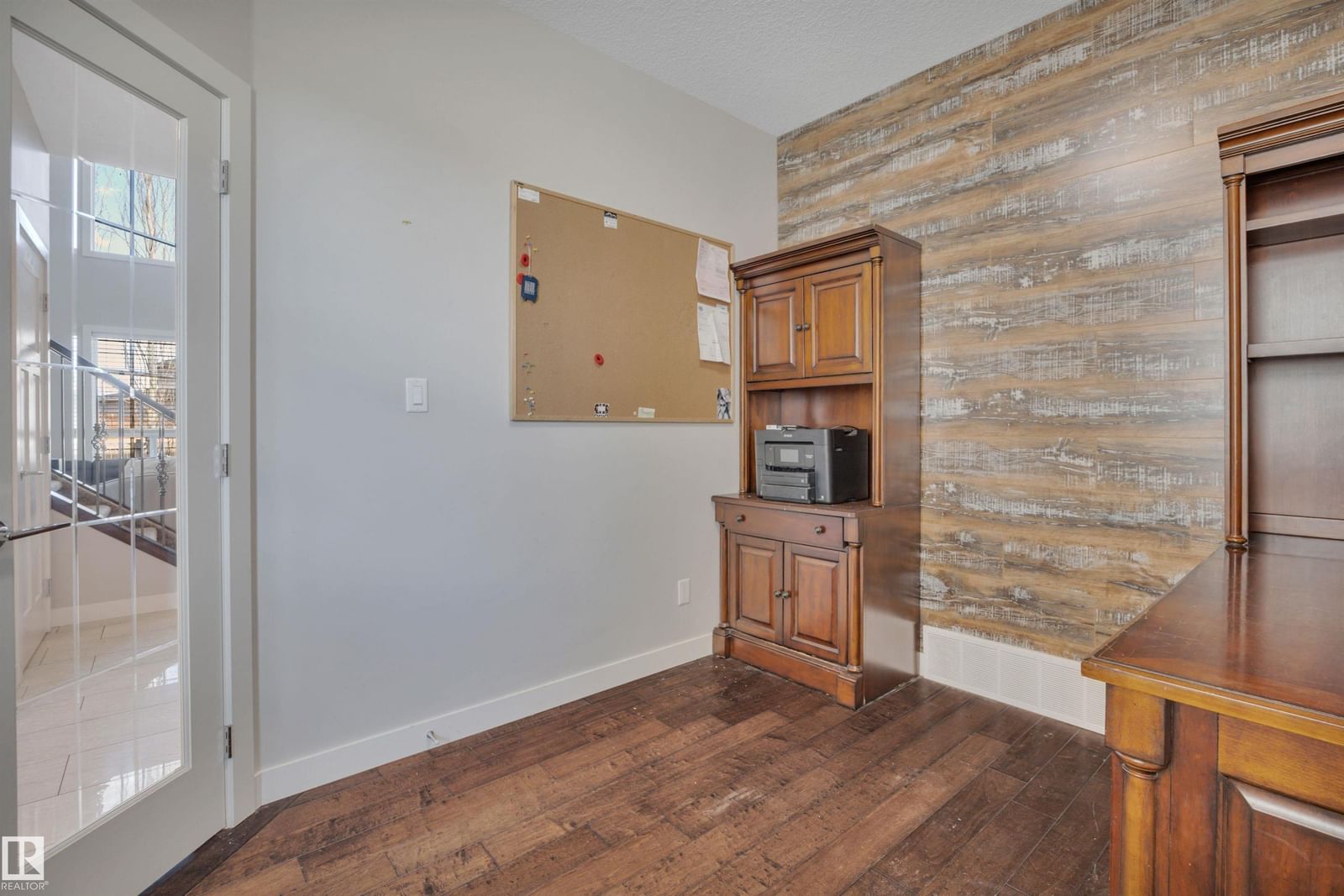 Listing Image 22