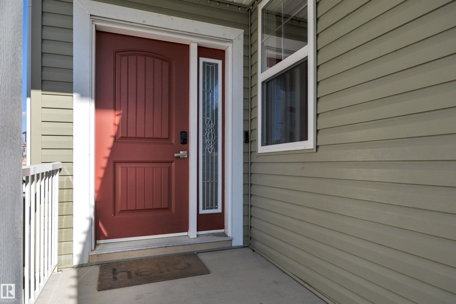 Listing Image 4
