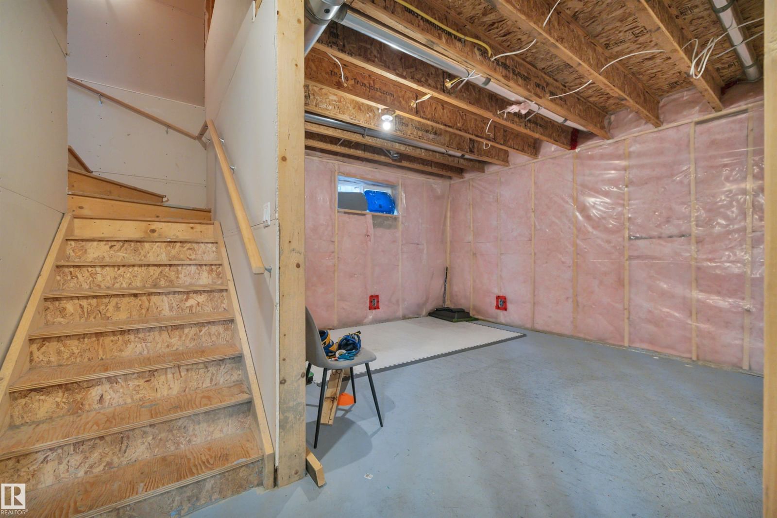 Listing Image 48