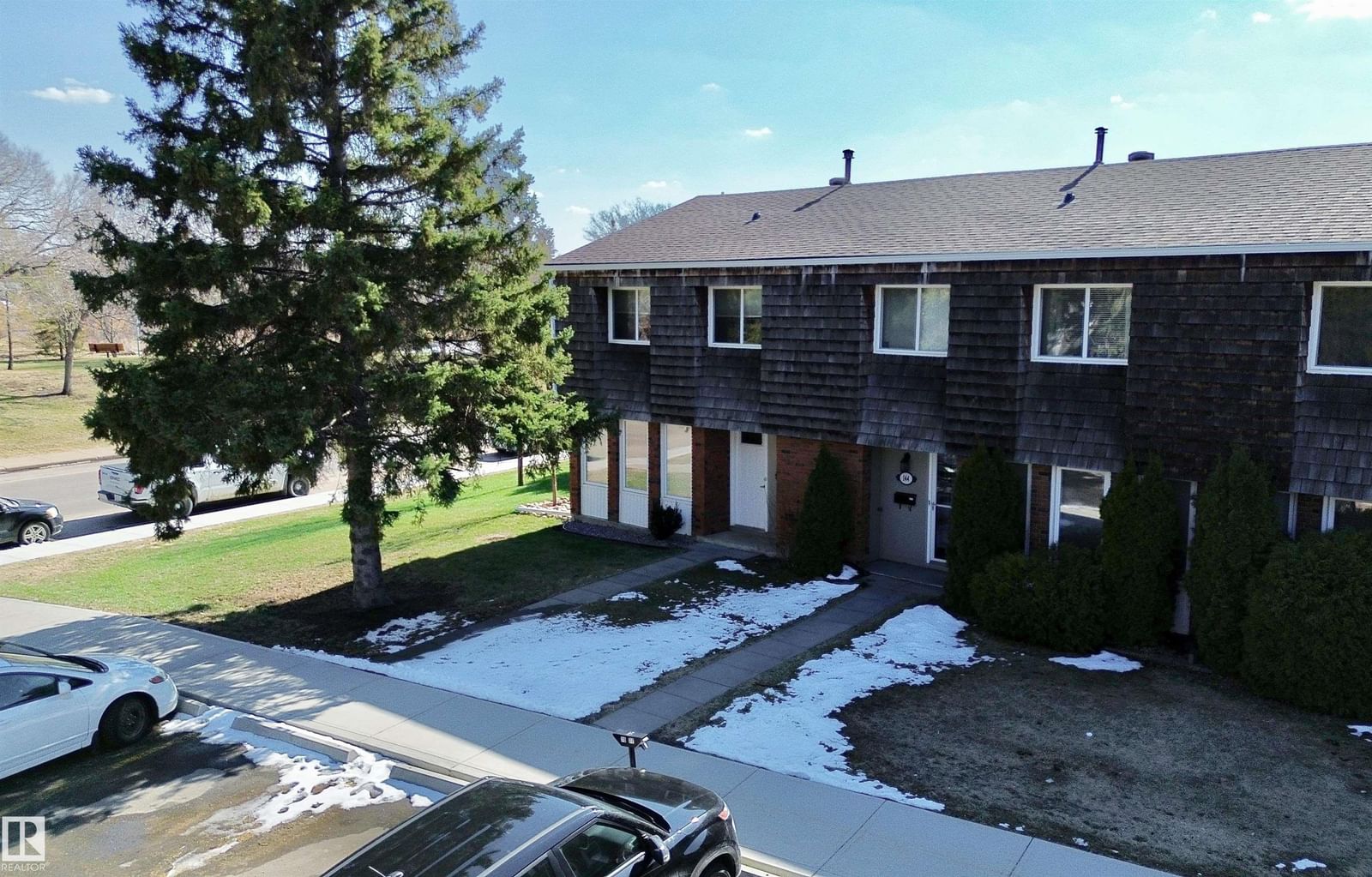 Recently sold home in Broadmoor Estates