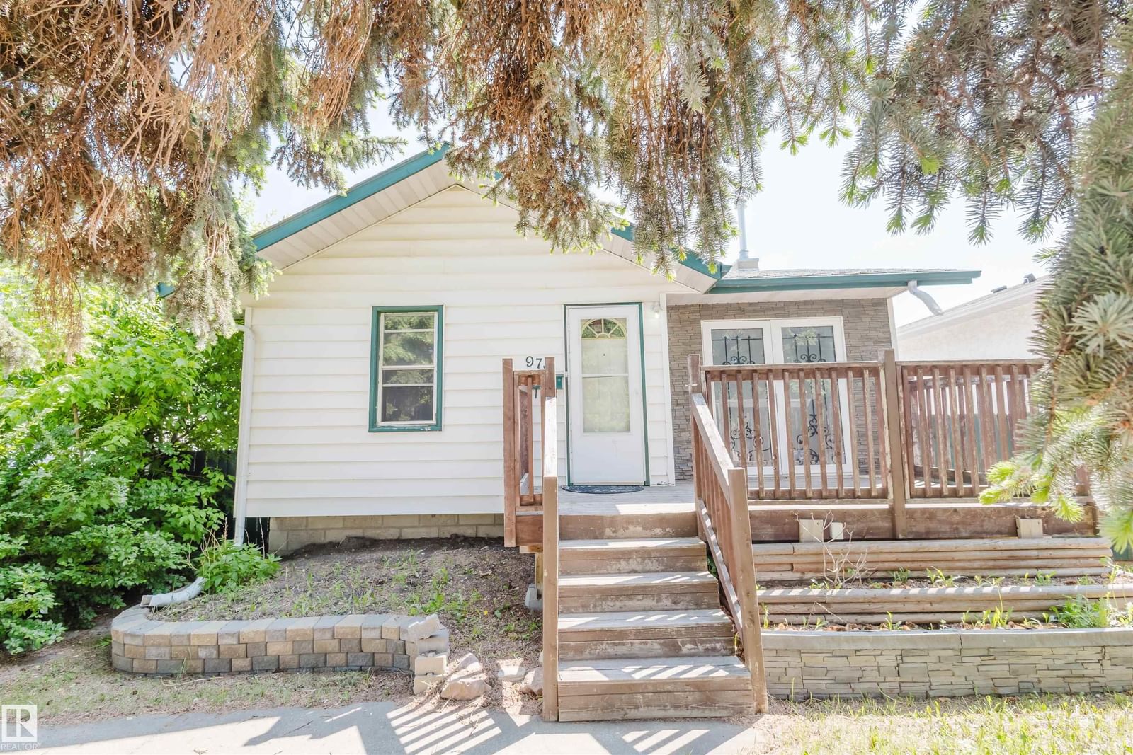 Recently sold home in Glenwood (Edmonton)