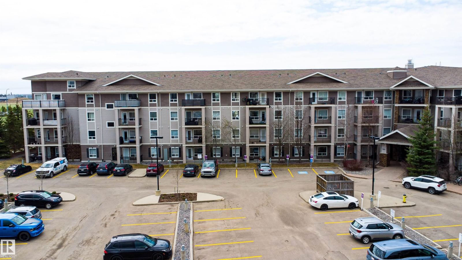 Listing Image 16