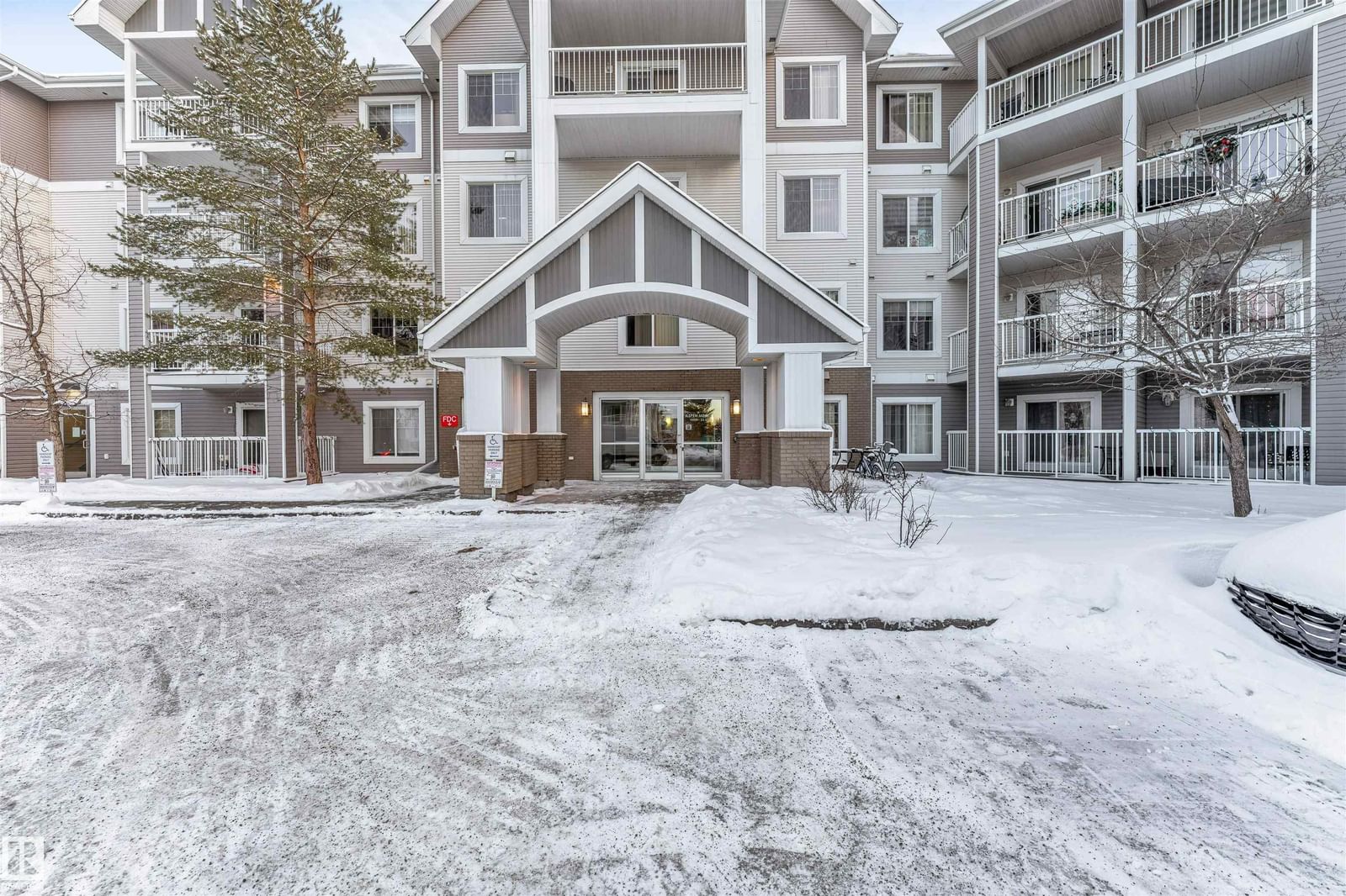 Listing Image 51
