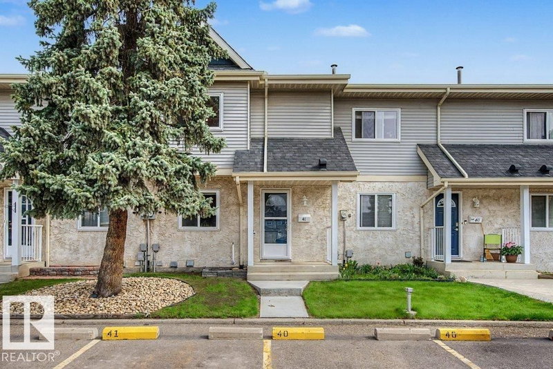 Recently sold home in La Perle
