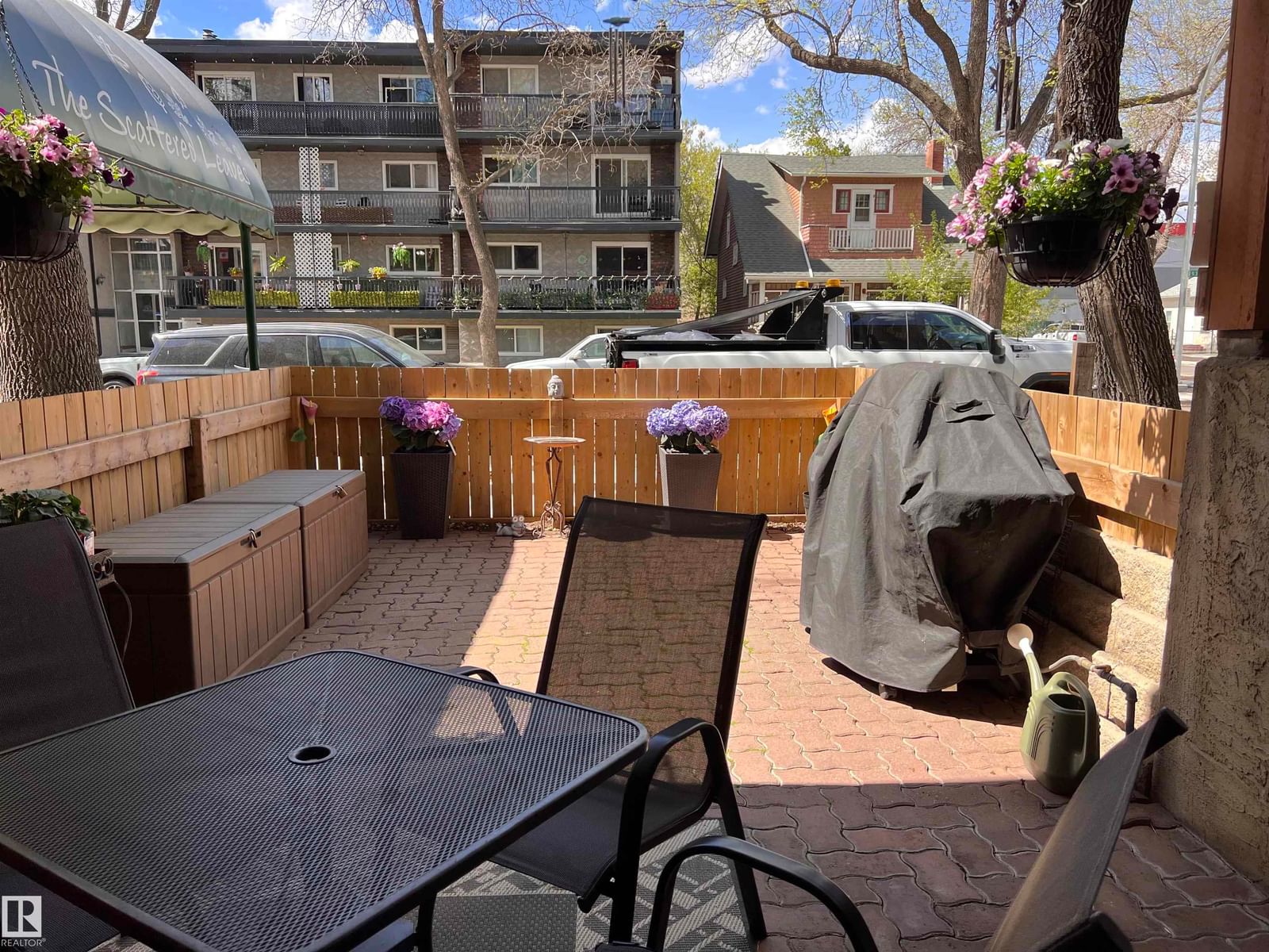 Listing Image 44