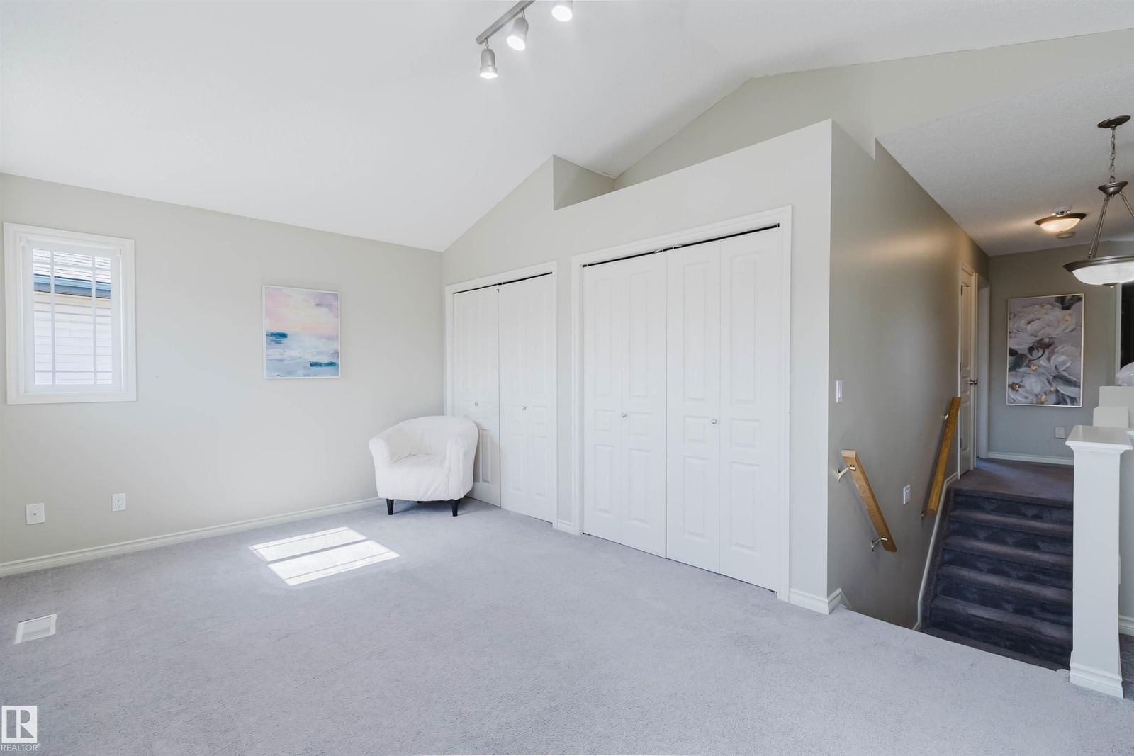 Listing Image 27