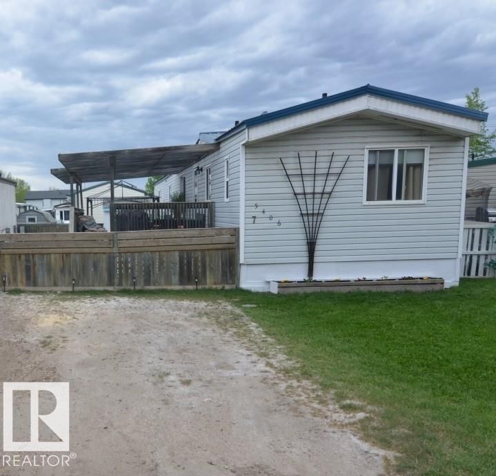 Recently sold home in Tofield