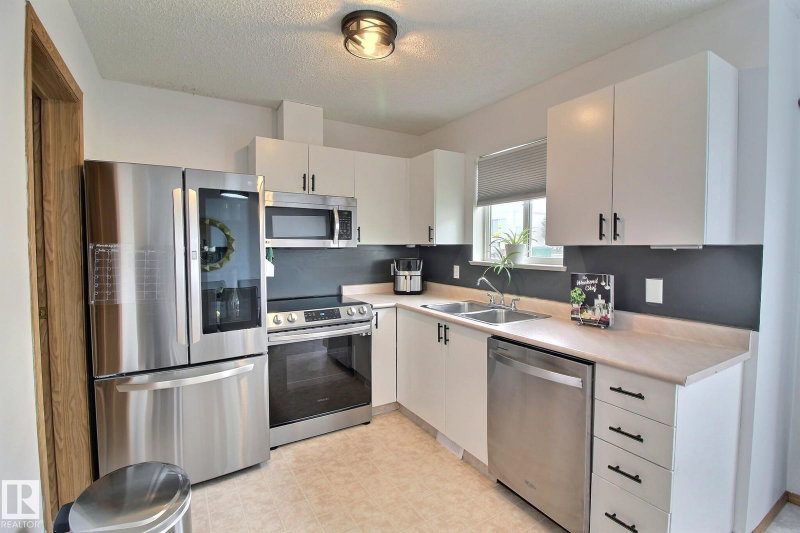 Recently sold home in Hilldowns