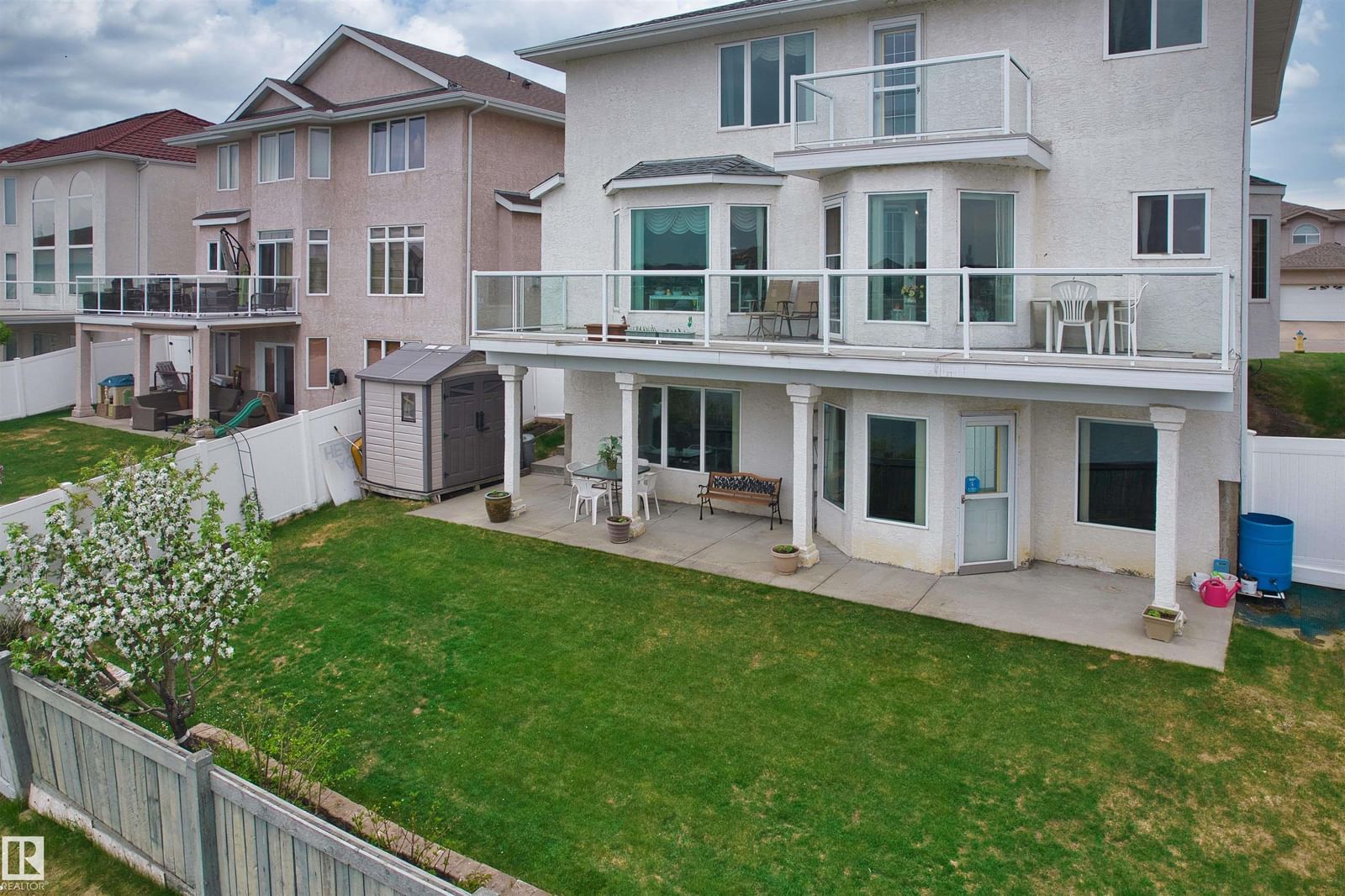Listing Image 44