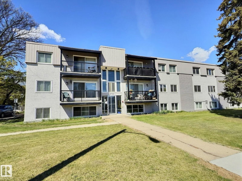 A unit for sale at 9730 156 Street NW
