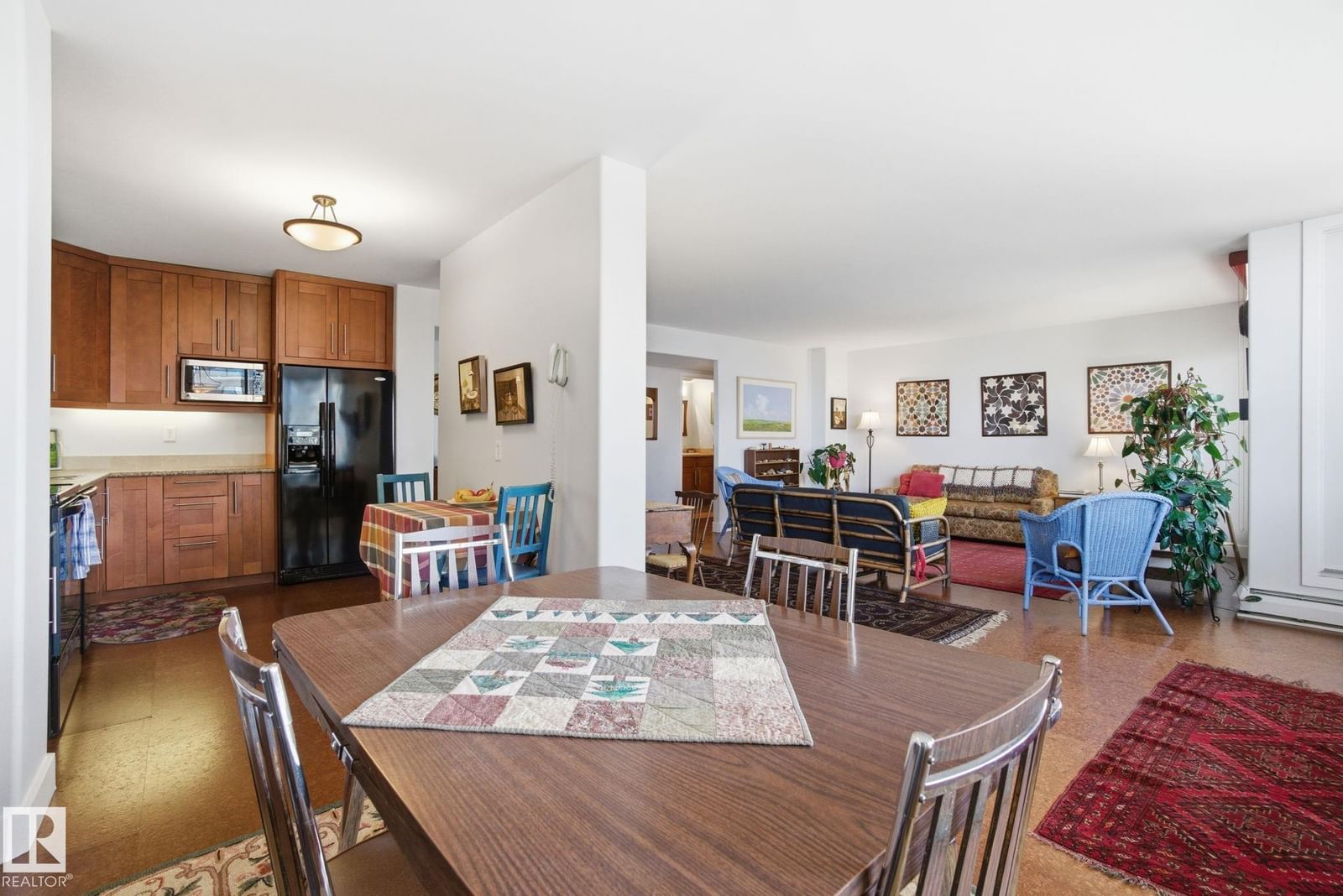 Listing Image 18