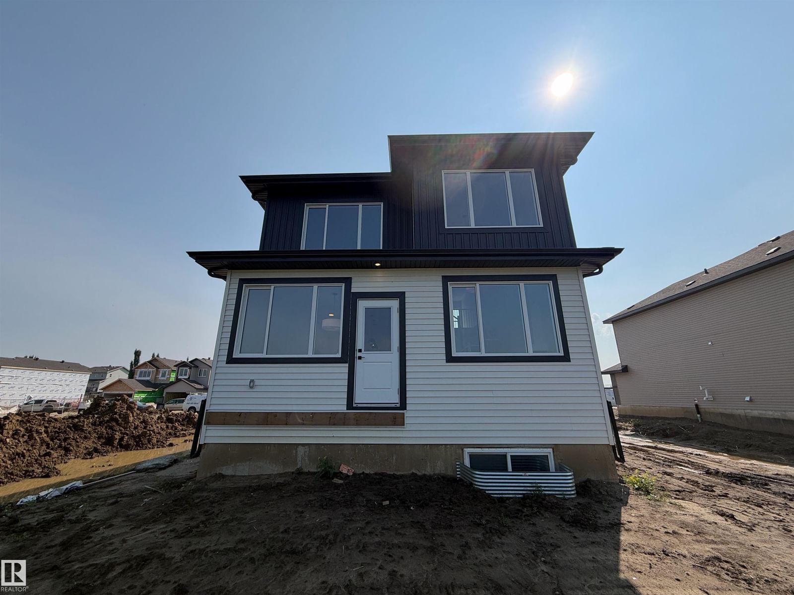 Listing Image 54