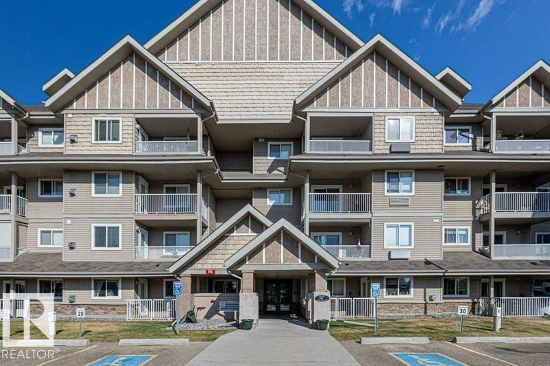 Recently sold home in Spruce Ridge