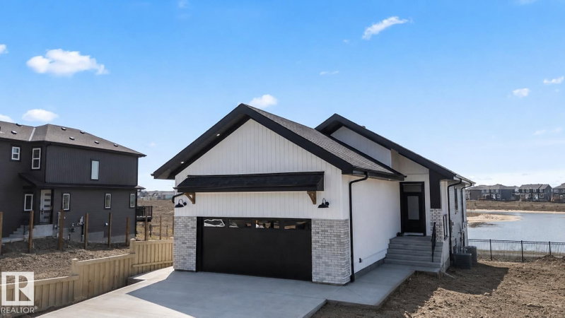 1411 Redpoll Court, Edmonton, Alberta