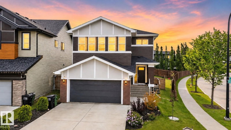 704 39 Street, Edmonton, Alberta