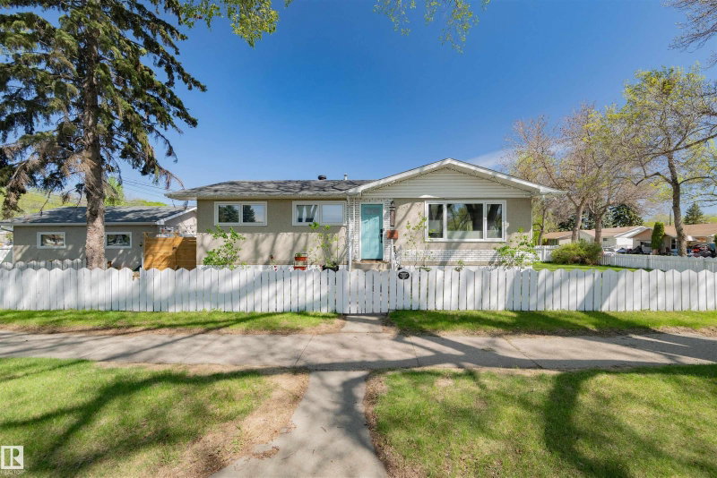 12002 39 Street, Edmonton, Alberta