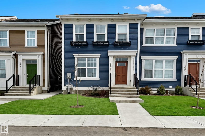 2093 Maple Road, Edmonton, Alberta