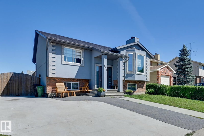 4628 37 Avenue, Edmonton, Alberta