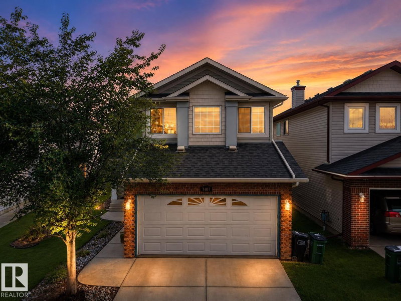 7407 Singer Landing, Edmonton, Alberta