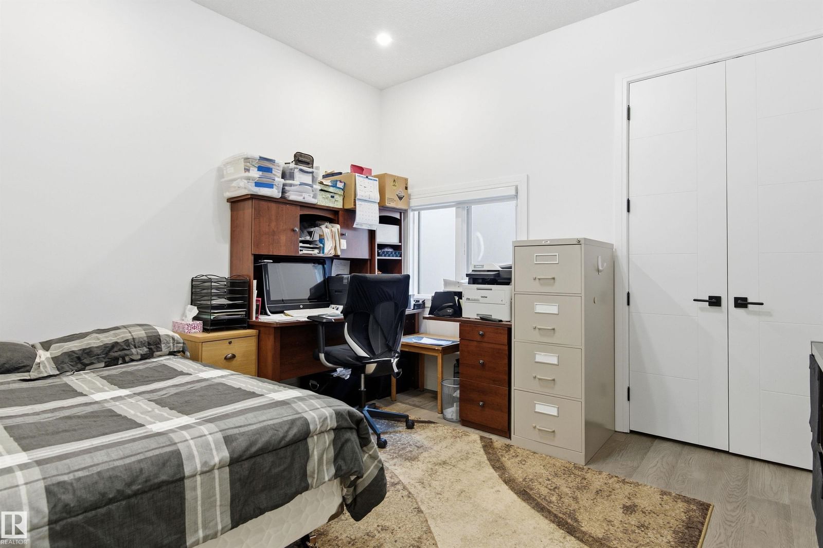 Listing Image 36