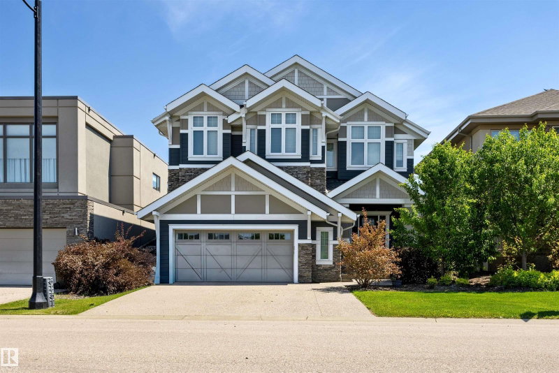1305 Hainstock Way, Edmonton, Alberta