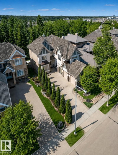 322 CALDWELL Close