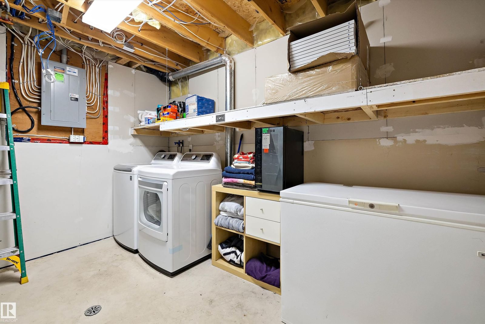 Listing Image 41