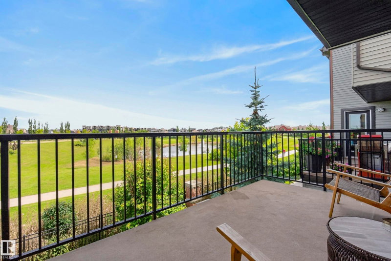 10-1075 Rosenthal Boulevard NW, Edmonton — listing photo 3