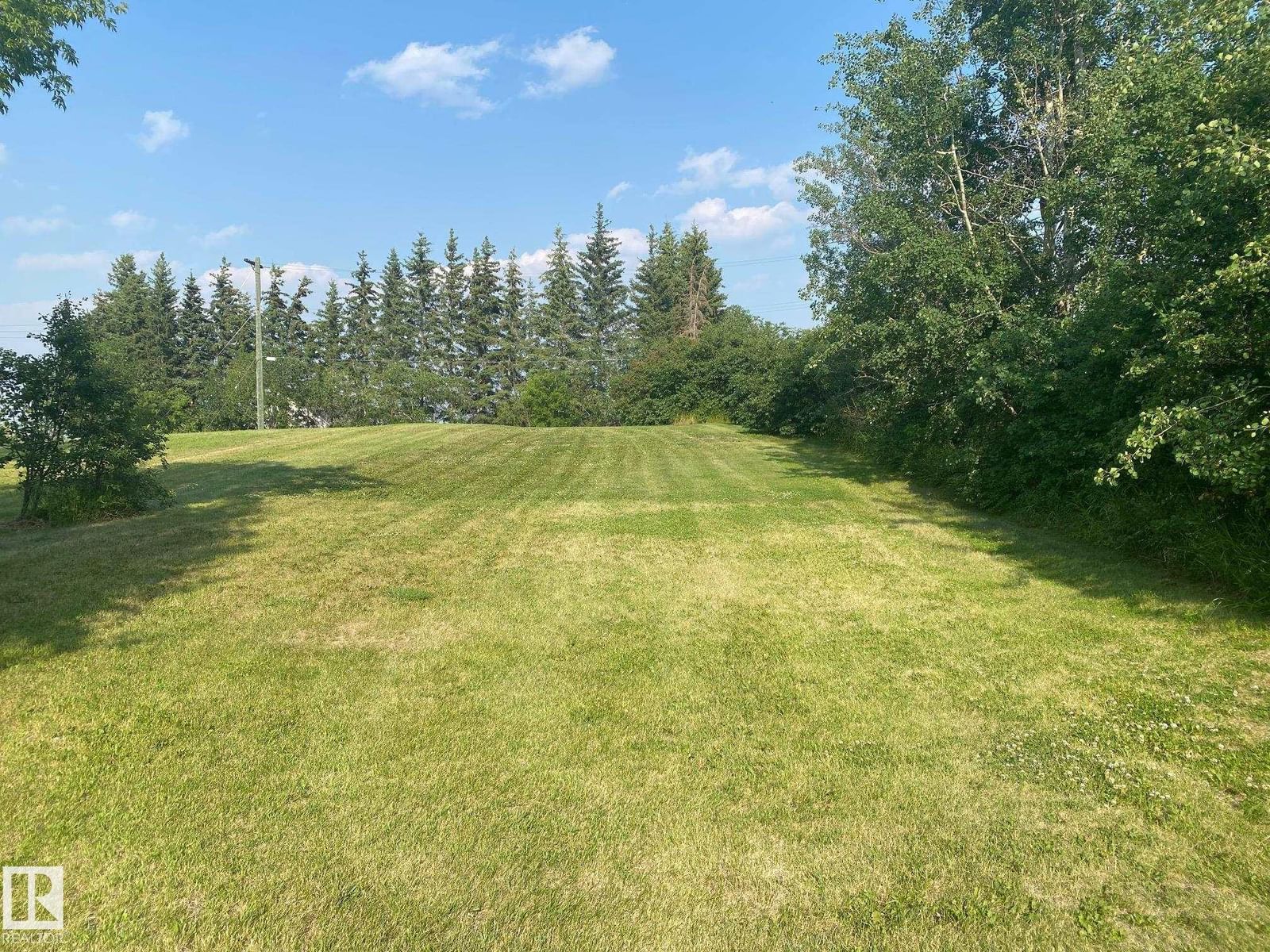 4817 51 Street - Image 1