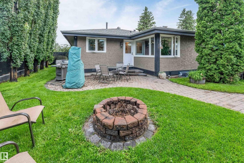 6008 37 Avenue, Edmonton, Alberta