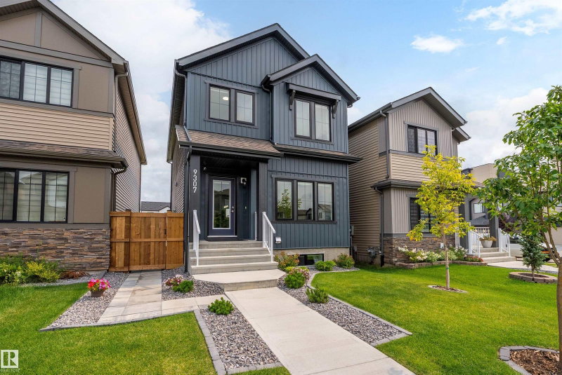 9307 221 Street, Edmonton, Alberta