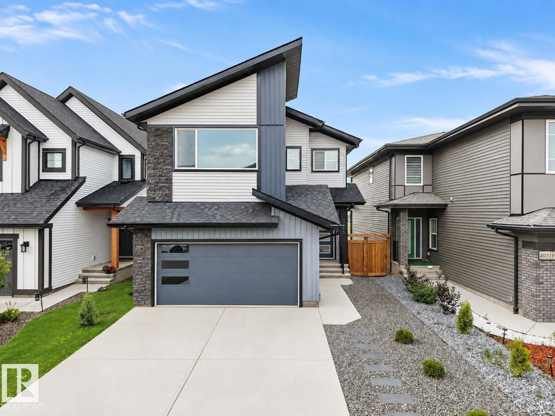 20715 27 Avenue, Edmonton, Alberta