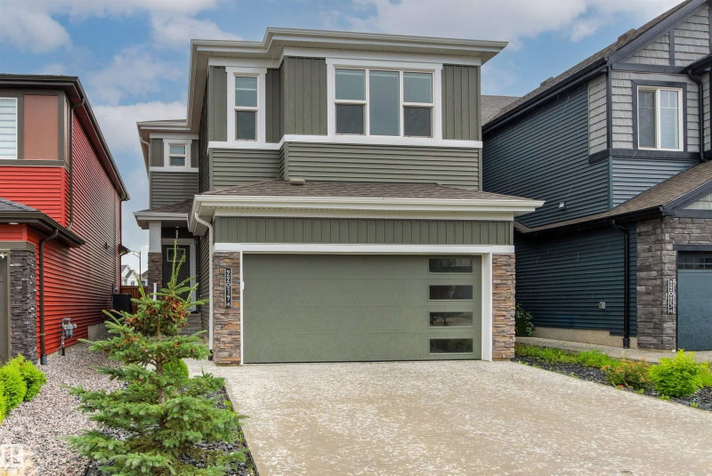 22019 82 Avenue, Edmonton, Alberta