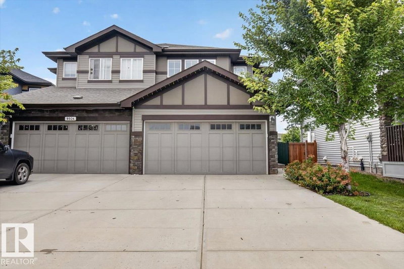 9506 210 Street, Edmonton, Alberta