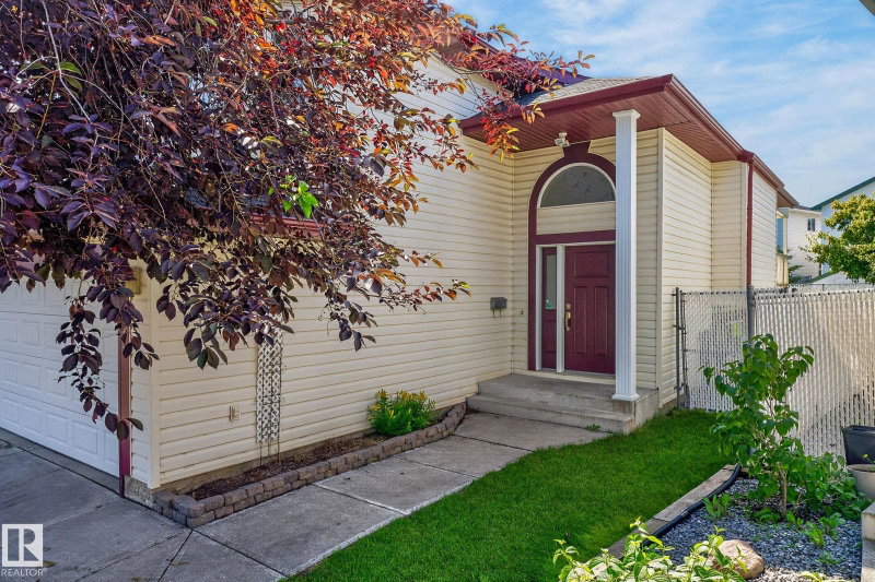 227 Wyman Lane, Edmonton, Alberta