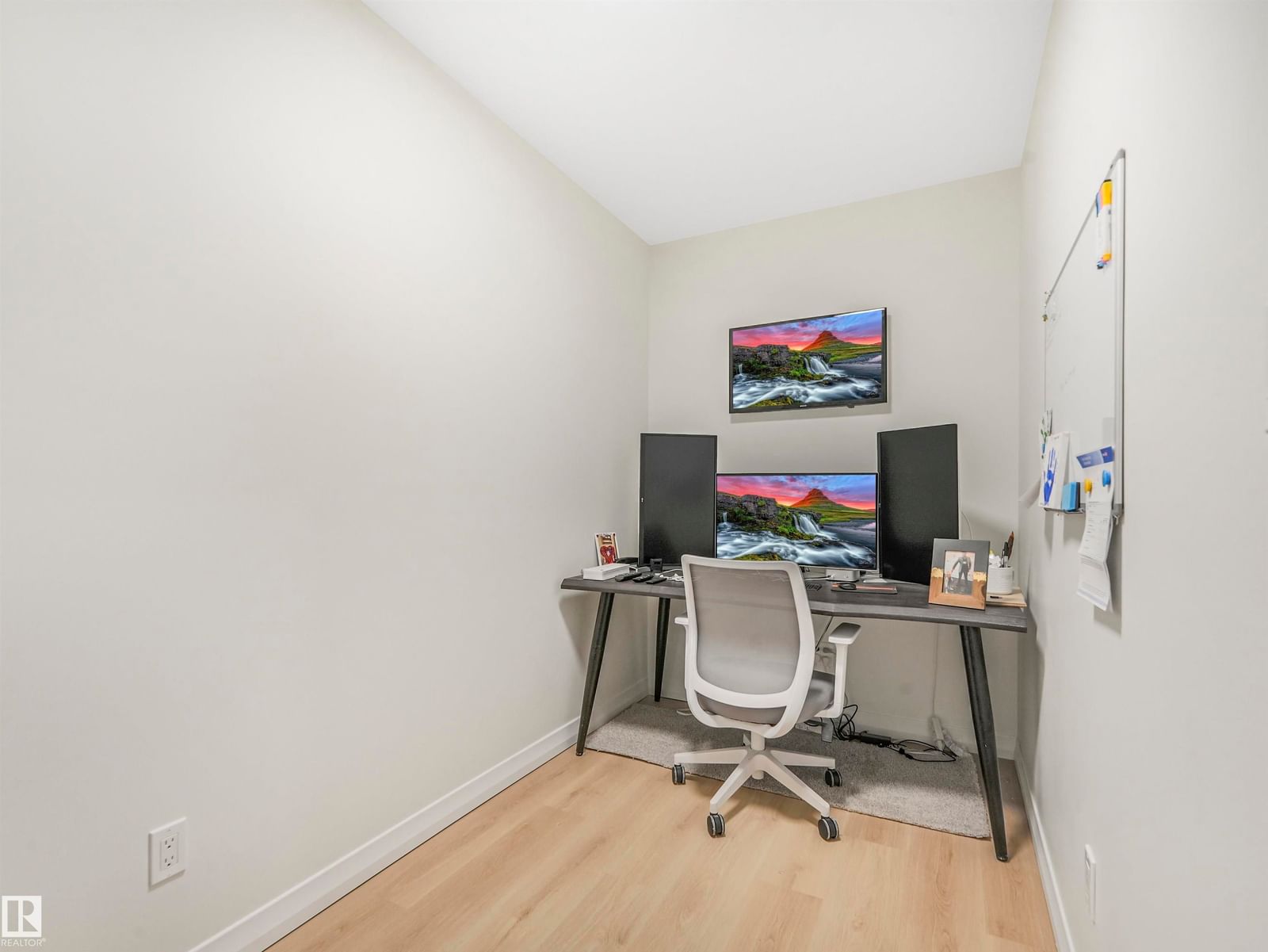 Listing Image 58