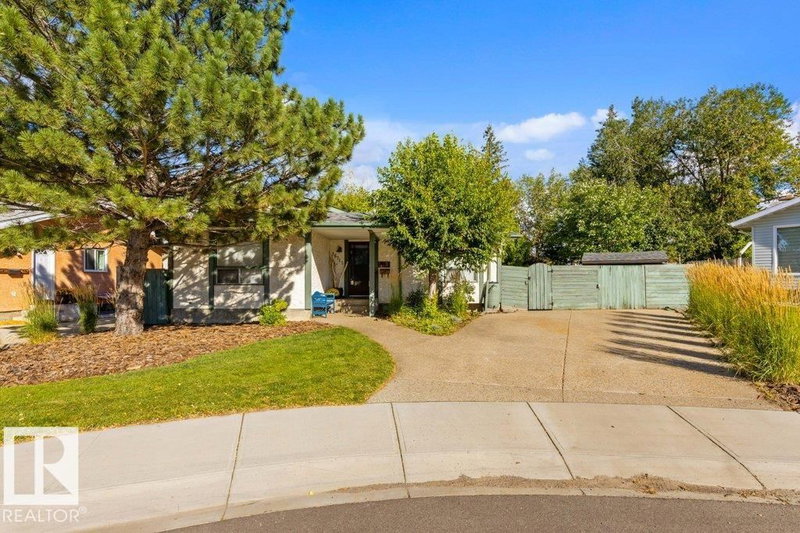 16715 98 Street, Edmonton, Alberta