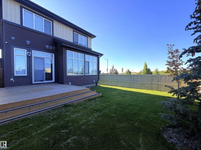 1003 GOLDFINCH Way
